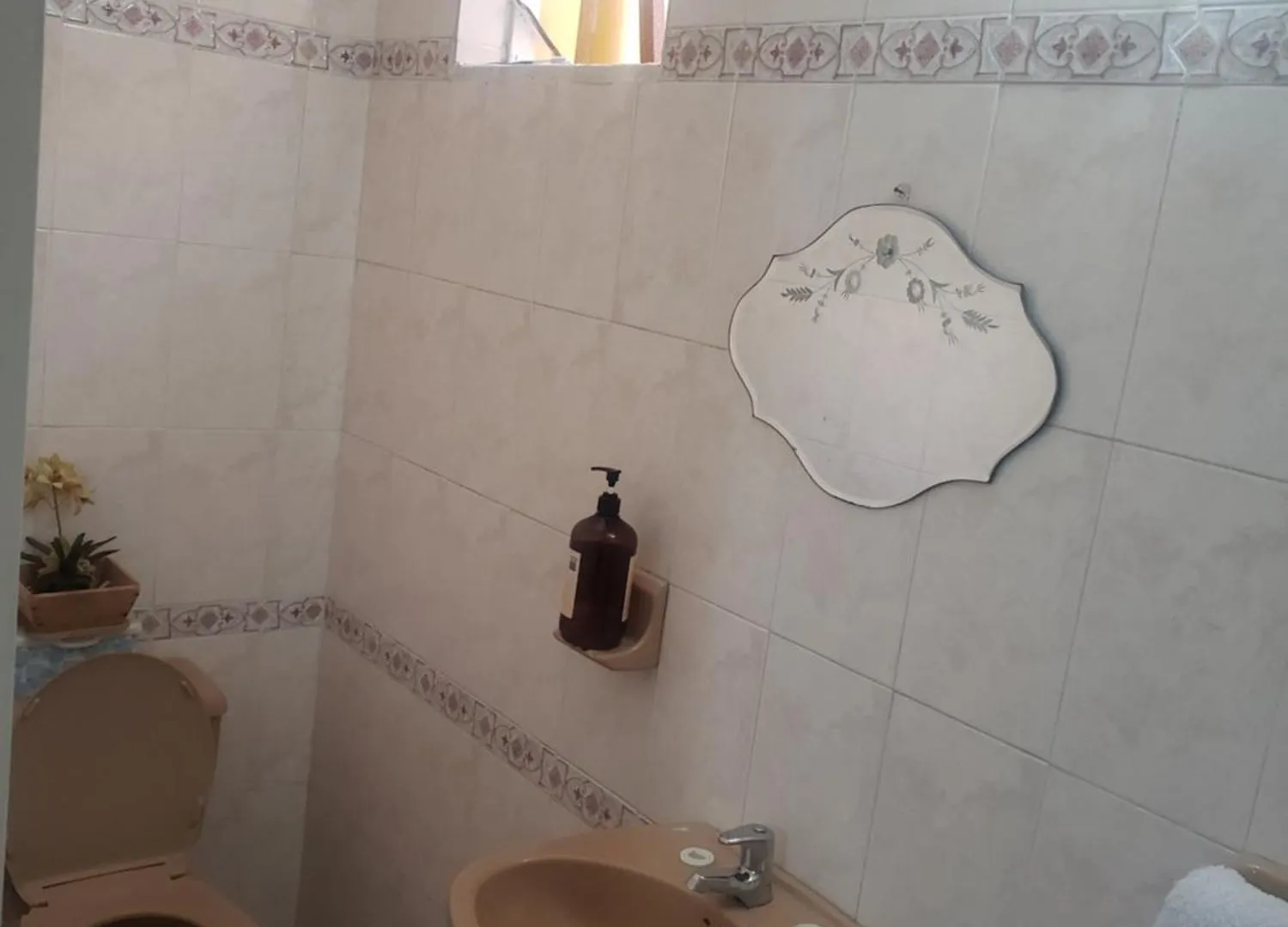 Casahotel La 33 Medellin Guest house